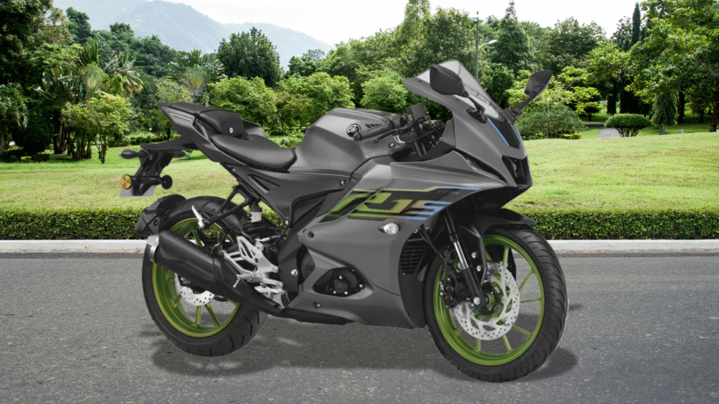Yamaha R15 V4